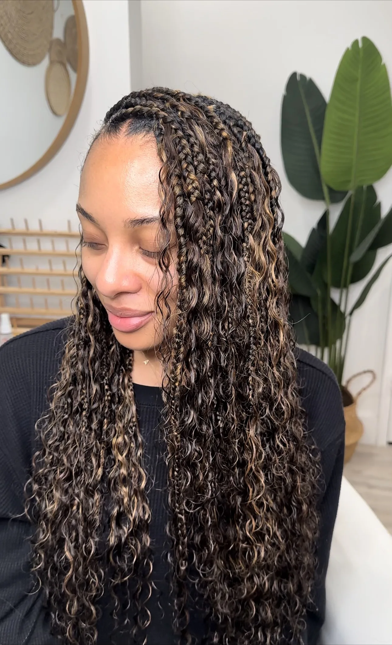 How to curlt ehe ends of your braids and curly bits for goddess braids, fulani braids